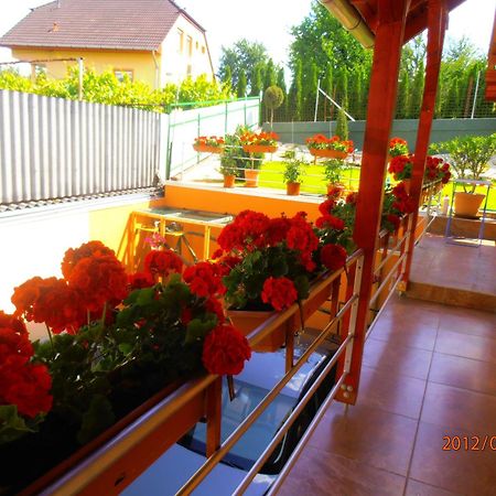 Erika Vendeghaz Hotel Eger Ngoại thất bức ảnh